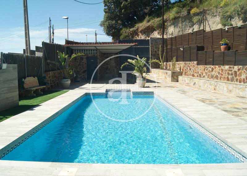 Foto deb36c1b-f32d-4b7e-b4b0-6bc51058e45b. Casa  en venta en Alella