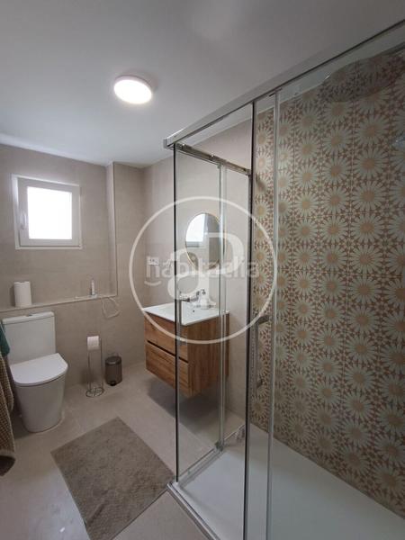 Foto a9b35096-7b7b-4325-b149-c79fe0679759. Rent flat with heating in Aiora Valencia