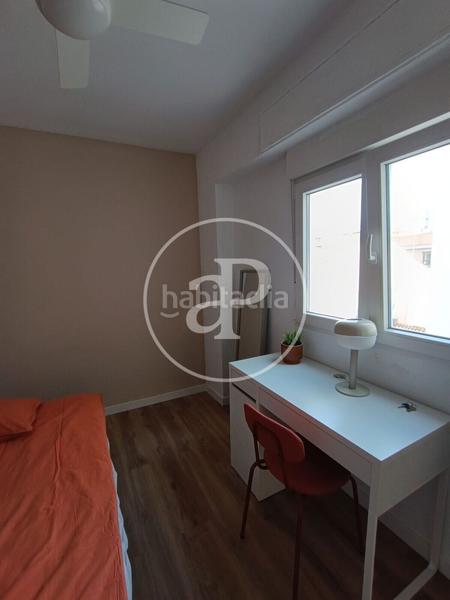 Foto d821d993-77d3-4fde-b5e8-ef0be5b0c687. Rent flat with heating in Aiora Valencia