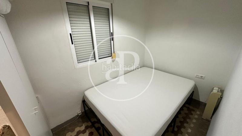 Foto 8cd2f70e-2210-45a8-82ee-f695964216f2. Alquiler piso  en alquiler junto a plaza españa en Valencia