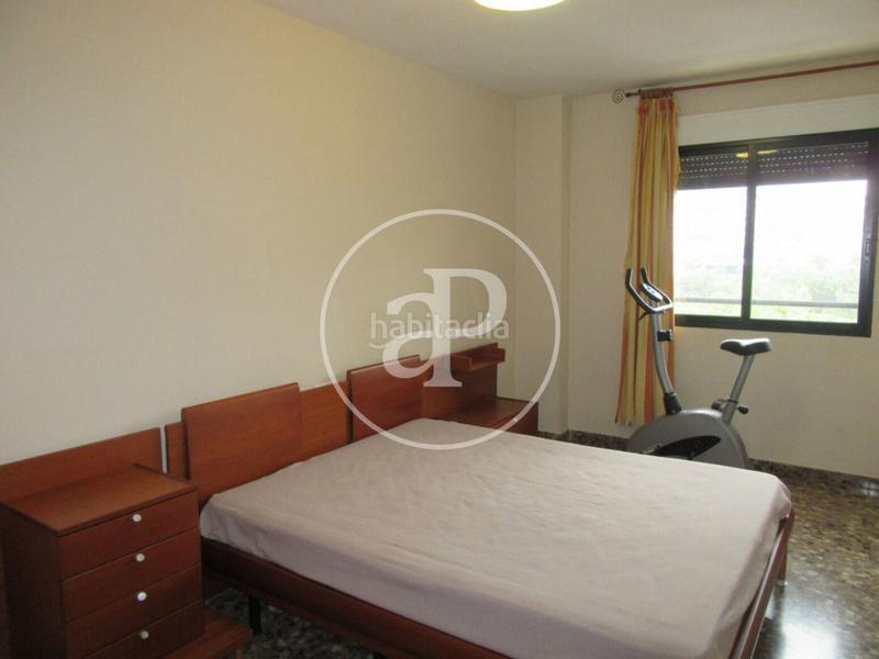 Foto 20674608-3f3e-4e94-a2aa-20d9e0ec1f9b. Alquiler piso dúplex en alquiler en La Petxina en Valencia