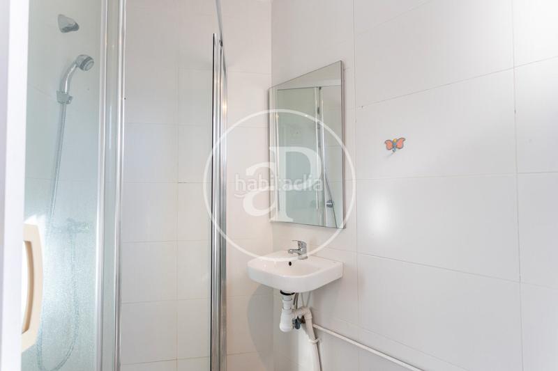 Foto eea7eac6-b7c1-4a5d-a571-0b4e1fa4bdc5. Lloguer àtic amb calefacció a St. Pere - Sta. Caterina - El Born Barcelona