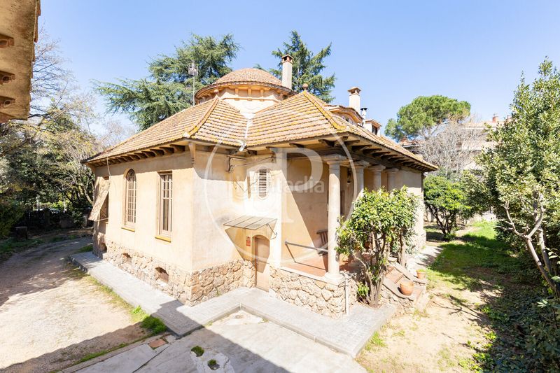 Foto 09554da6-f0ed-4df9-b925-79f534de5e21. Casa amb calefacció aparcament a Eixample Sant Cugat del Vallès