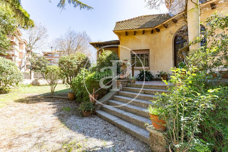 Foto a796ed31-4fce-4424-954d-3bfd878c4c0f. Casa amb calefacció aparcament a Eixample Sant Cugat del Vallès