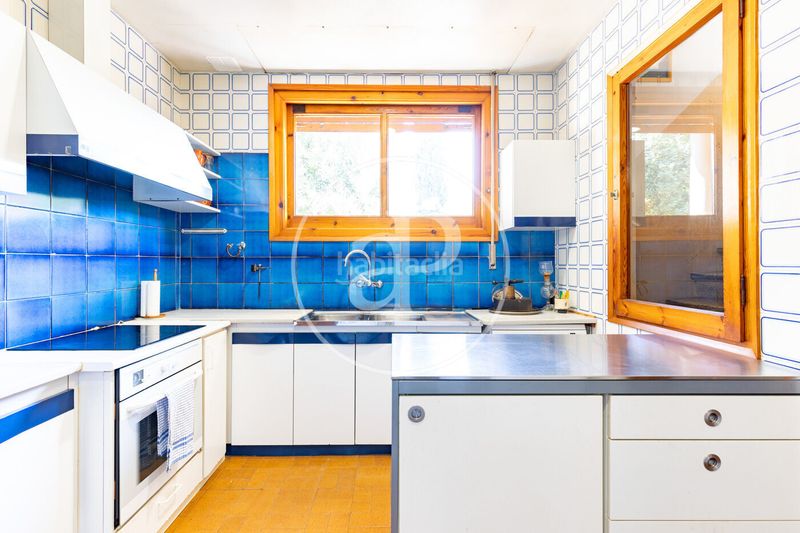 Foto 58ffe094-c9aa-49f7-911e-6df67c79ad12. Casa amb calefacció aparcament a Eixample Sant Cugat del Vallès