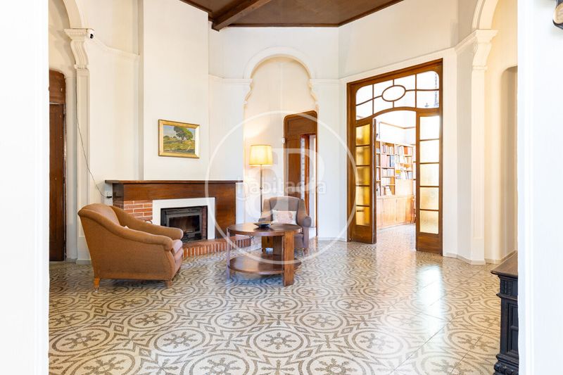 Foto bc8b8c3c-7120-4a17-a426-620772093b48. Casa amb calefacció aparcament a Eixample Sant Cugat del Vallès