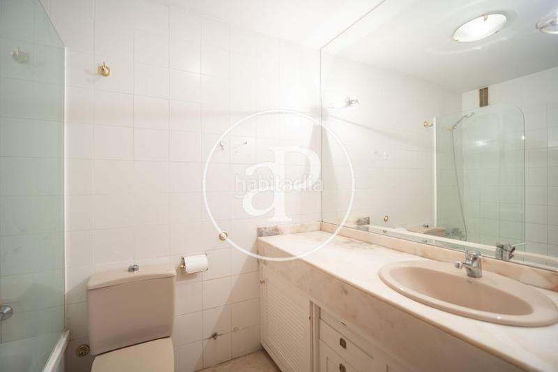 Foto 356d8680-08ff-4ceb-b366-3d918e3c5acb. Rent flat with heating in La Seu Valencia