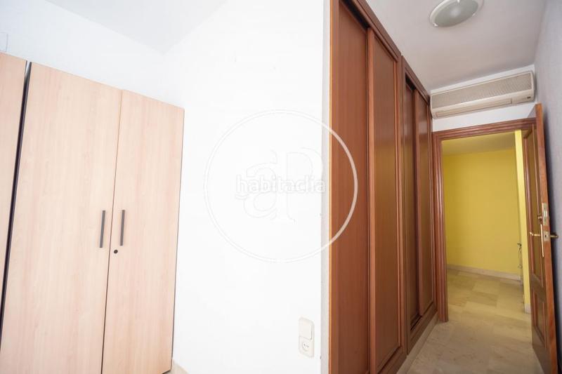 Foto db44d6df-6b7a-421b-bd8d-313f8016d0ff. Rent flat with heating in La Seu Valencia