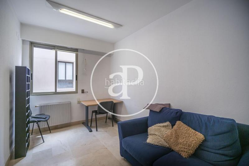 Foto f6651c8c-836e-4882-bc5c-85a66bc0b33b. Rent flat with heating in La Seu Valencia