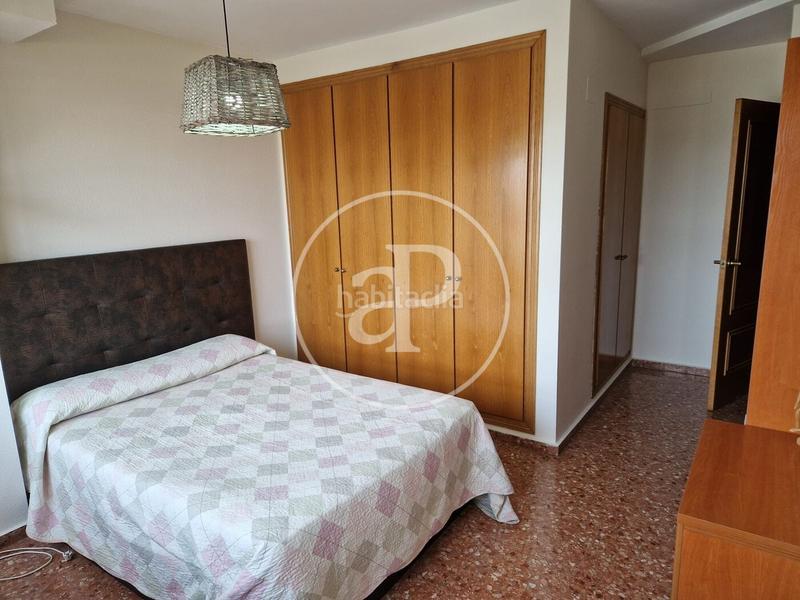 Foto 4419d495-625f-4f7a-8f7c-d2e8f618f905. Rent duplex with heating parking in Camí Reial Valencia