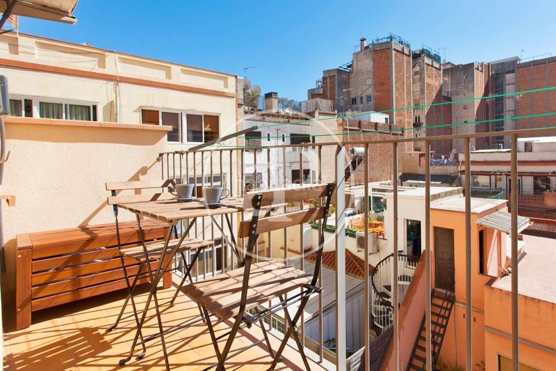 Foto bc625eaa-6b55-41cc-b5be-a91ab176f80d. Appartamento con riscaldamento in El Camp de l´Arpa del Clot Barcelona