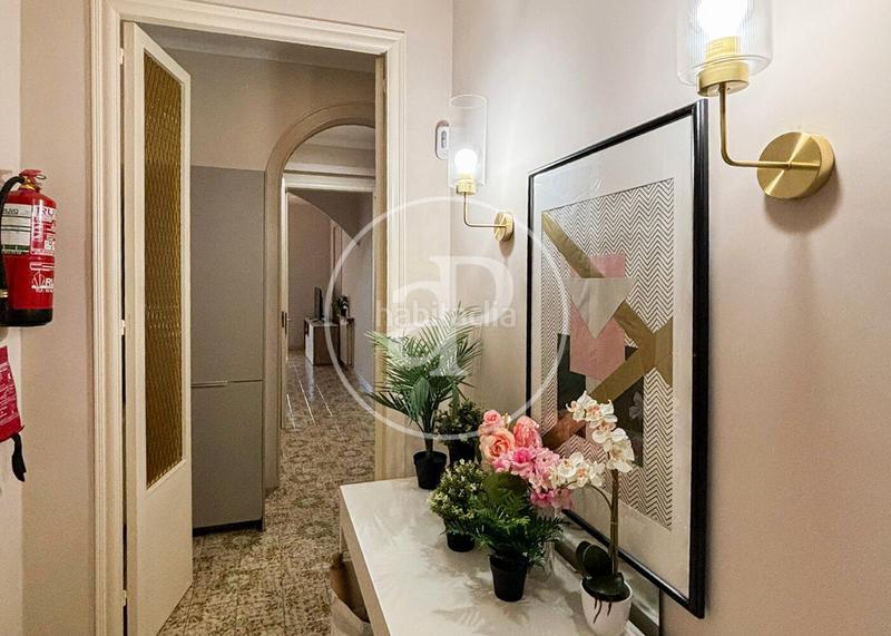 Foto 2944bd10-3a11-42e4-ac7e-22f2396b42f2. Location appartement avec chauffage dans Fort Pienc Barcelona