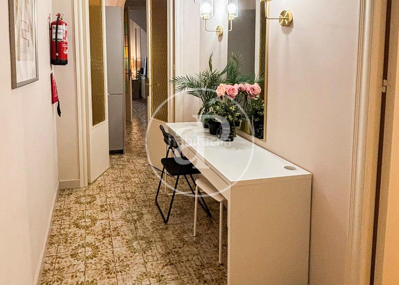 Foto 5b345eca-7e6b-47ec-a37b-b94efde37355. Rent flat with heating in Fort Pienc Barcelona