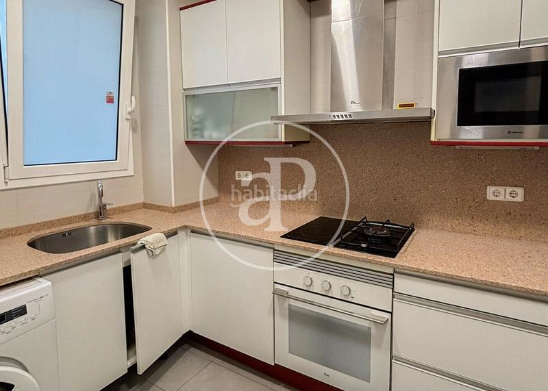 Foto 8d67aee8-51c5-4a5f-a86e-d8dafc44cd20. Rent flat with heating in Fort Pienc Barcelona