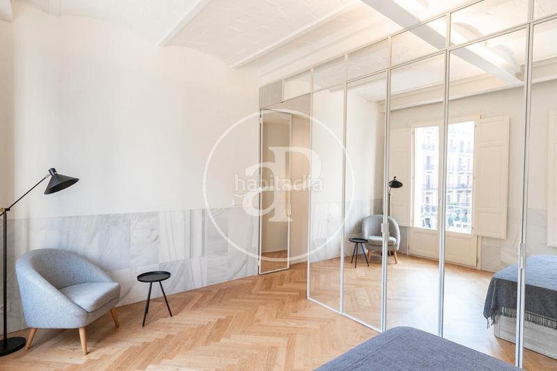Foto e504f261-15a1-484c-b710-d08d1005c61f. Affitto appartamento con riscaldamento in Gòtic Barcelona