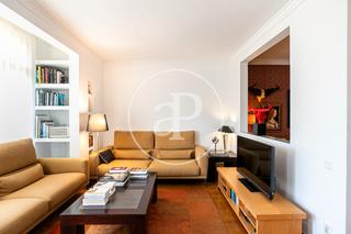 Miete Etagenwohnung  Carrer de vic. Piso en alquiler en els jardinets de gràcia