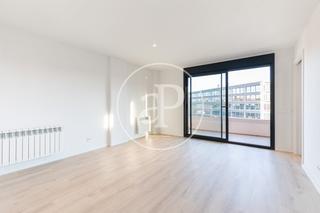 Location Appartement  Carrer de vallseca. Piso en alquiler en mirasol