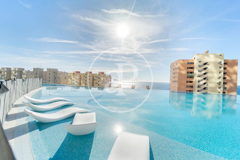 Foto edde6c22-b165-42c9-89ae-586021b4a740. Pis amb calefacció aparcament piscina a Playa Poniente Benidorm