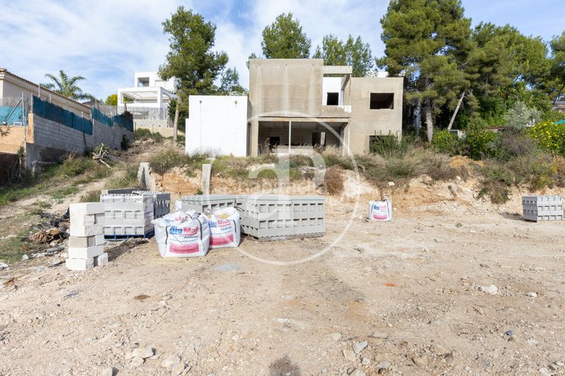 Foto 66ed5fff-8c0a-4504-9485-b3acb7379811. Casa amb aparcament a Godelleta