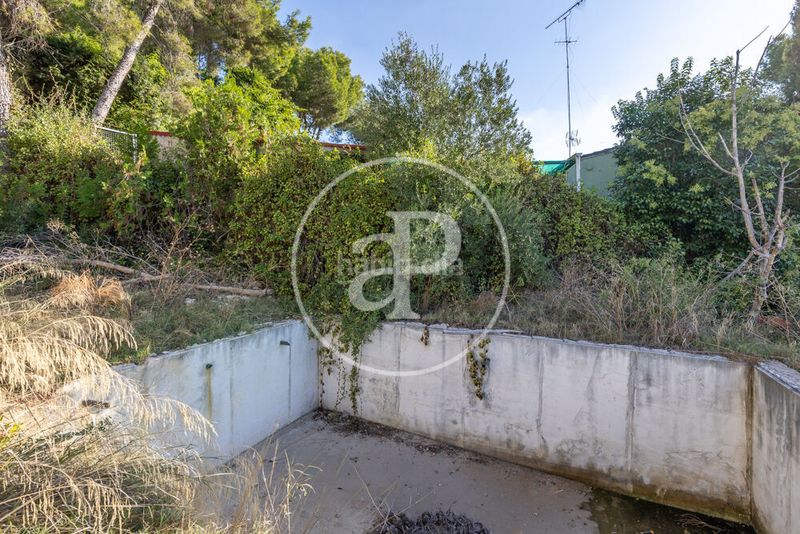 Foto be3679a2-8b24-47f7-ba68-3a9d8fbcf529. Casa amb aparcament a Godelleta