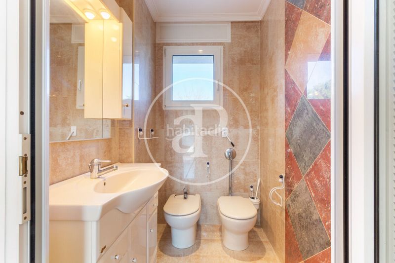 Foto a812c01e-b769-47fc-a601-2f9e0a33ebdf. Casa amb calefacció aparcament piscina a Serra