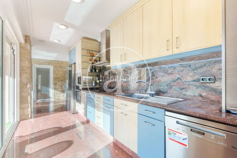 Foto ad3732be-d8ab-4fca-851d-c5da529b56eb. Casa amb calefacció aparcament piscina a Serra