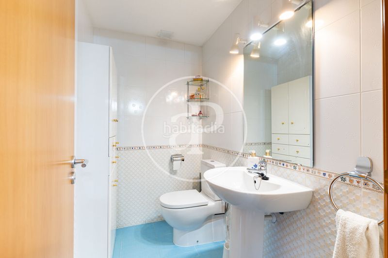 Foto eb2943d1-94c1-4573-a7d2-ba0f903ddb5d. Dúplex amb calefacció aparcament a Cementiri Vell Terrassa