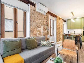 Rent Flat  C/ de les adoberies. Piso el alquiler en el carmen