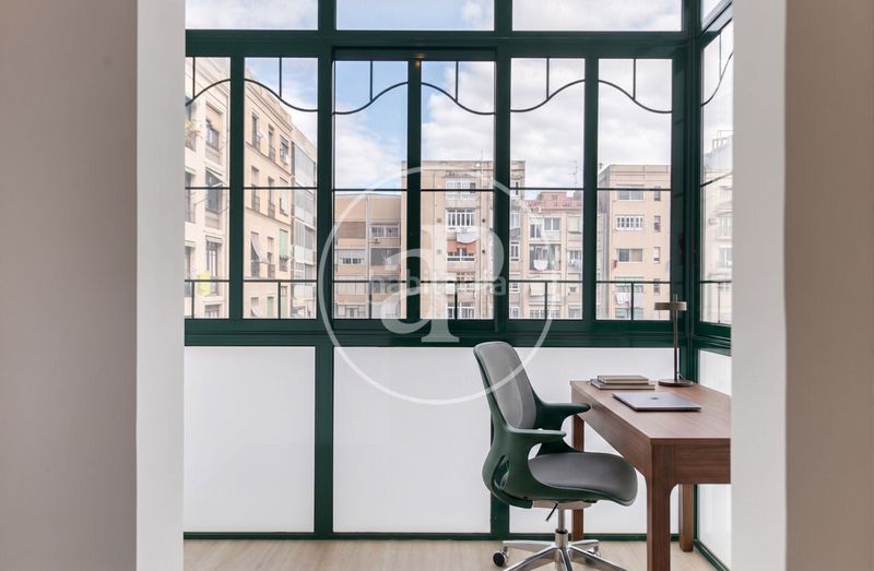 Foto cec4e3af-bcdc-4fa0-9a95-3d7cc153610b. Pis amb calefacció a Sant Antoni Barcelona