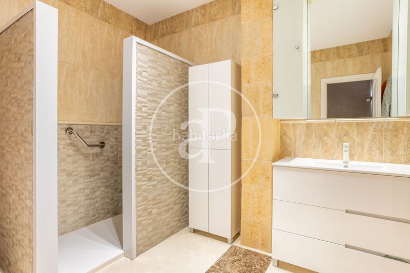 Casa pareada chalet en venta en el corazón patraix en Valencia - Imagen 39