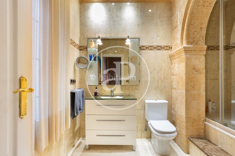 Casa pareada chalet en venta en el corazón patraix en Valencia - Imagen 35