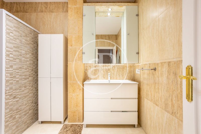 Casa pareada chalet en venta en el corazón patraix en Valencia - Imagen 38