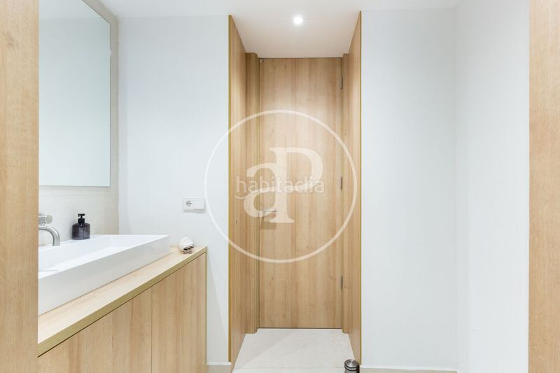 Casa pareada chalet pareado en venta en el cabanyal en Valencia - Imagen 26