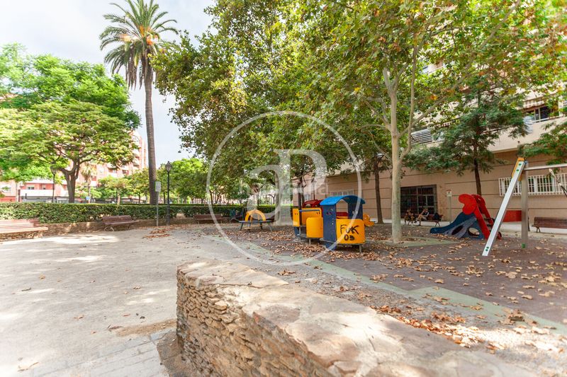Foto b42a47b9-5577-4f44-bc4c-bbd8f0612117. Pis amb calefacció piscina a El Cabanyal-El Canyamelar Valencia