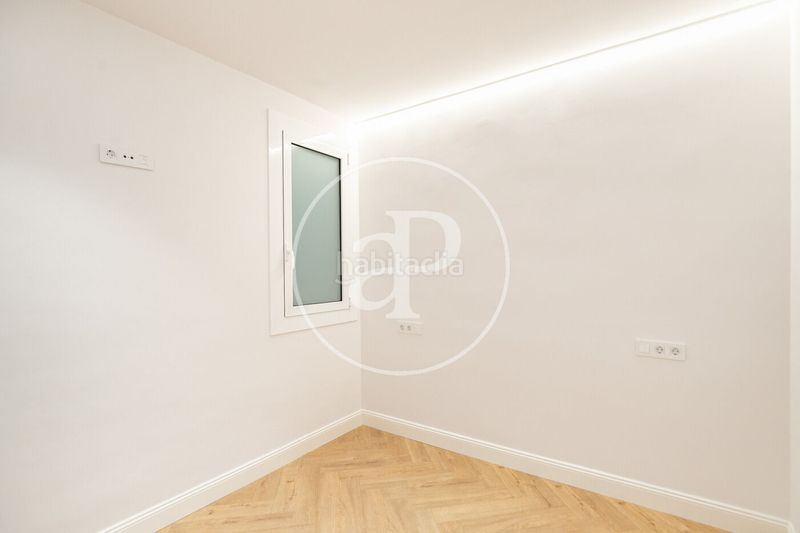 Foto 71e7c0b7-a7b9-4686-b8c1-5eb54f416065. Pis amb calefacció a Barri de les Corts Barcelona