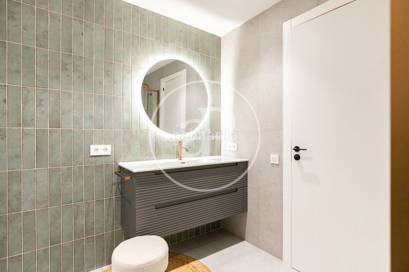 Foto 9dad894e-6b8e-44bd-96b7-6e776ff555fd. Pis amb calefacció a Barri de les Corts Barcelona