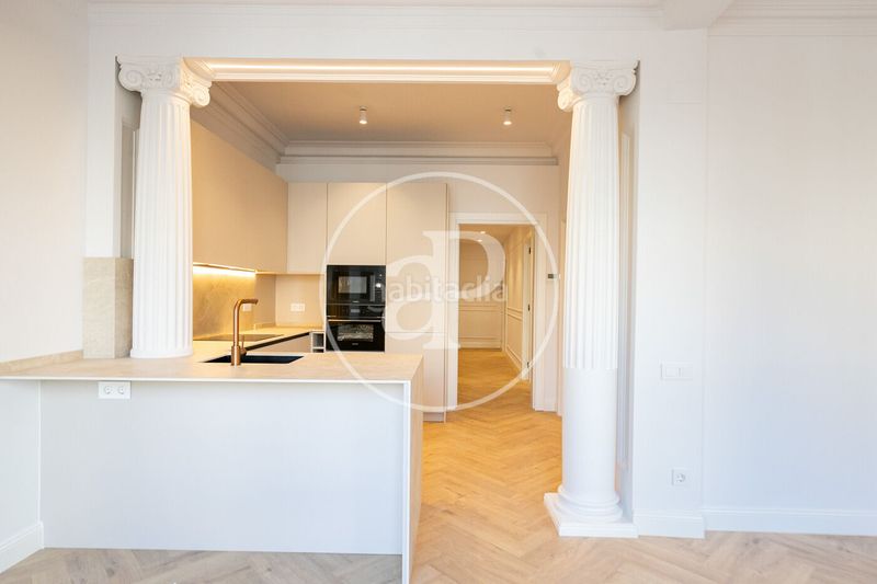 Foto a64718fd-3e8b-4fcd-93ce-8e12002652e2. Pis amb calefacció a Barri de les Corts Barcelona