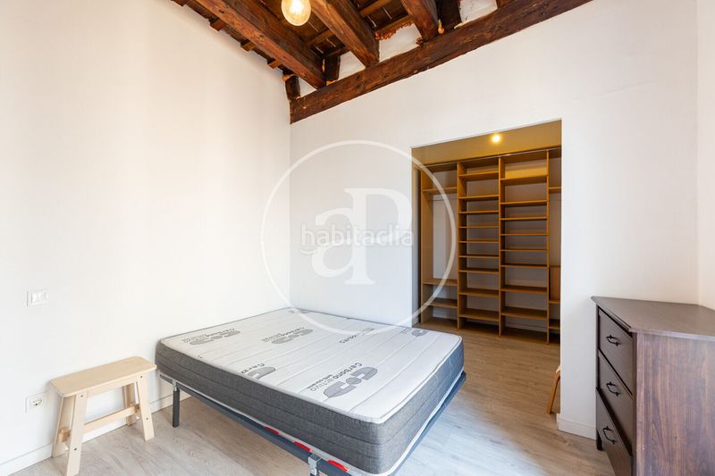 Foto 01af5751-90a5-490d-8160-8b22259e28f9. Pis amb calefacció a Raval Barcelona