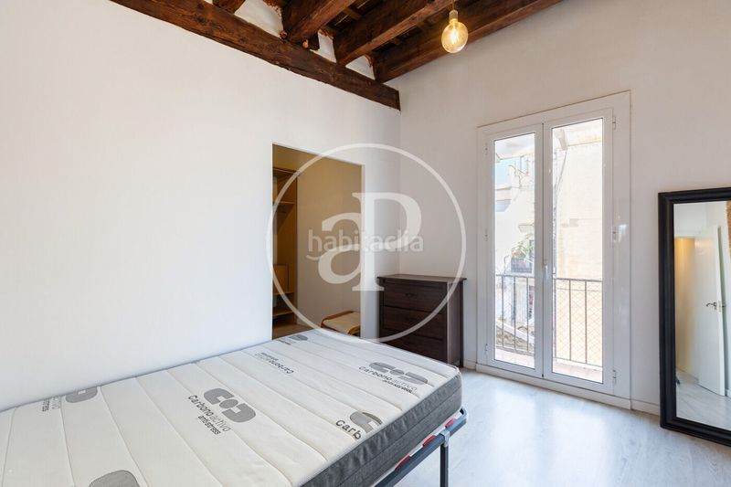 Foto b5f94a35-3339-41a4-9ba2-daa107672c08. Pis amb calefacció a Raval Barcelona