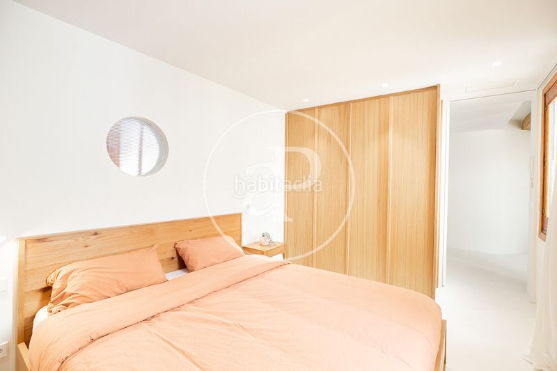 Foto e0f9536c-0fb9-45e1-b9ce-78f92423a5e8. Pis amb calefacció a Gòtic Barcelona