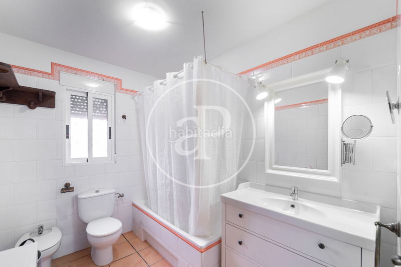 Foto 041576c7-2240-4065-b5e0-e687d1b4f91a. Casa chalet independiente en venta en Busot