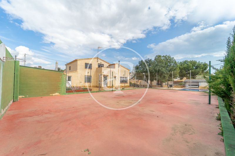 Foto 1f8963ea-e6a5-419f-b221-7ae40a73442b. Casa chalet independiente en venta en Busot