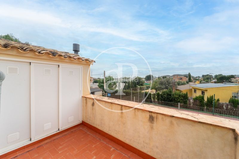 Foto 7696c29a-04fa-4935-b78f-6cd41636ccad. Casa chalet independiente en venta en Busot