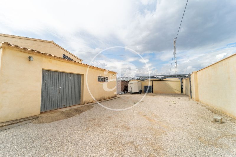 Foto 9a59eaa0-201e-4a53-a356-72732d9d8b3e. Casa chalet independiente en venta en Busot