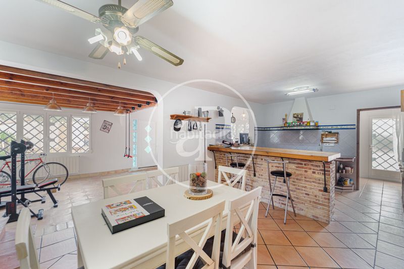 Foto e7525950-75c1-4525-8fa2-0c841688e69a. Casa chalet independiente en venta en Busot