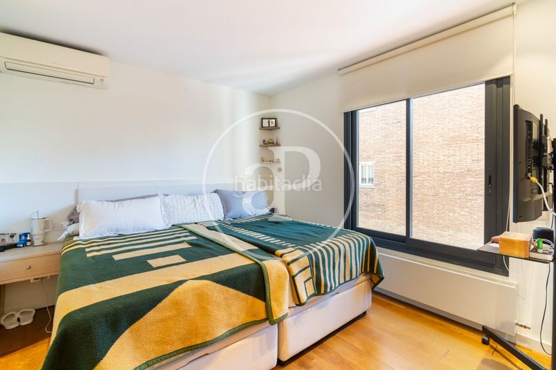 Foto ccb3b7b2-90e8-4edb-aefd-348e3205b975. Casa amb calefacció aparcament a Sant Gervasi - Bonanova Barcelona