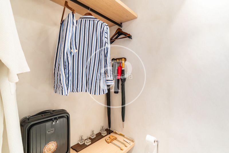 Foto f69039b9-a59d-4d0d-941a-9a9e82ae6ad2. Casa amb calefacció aparcament a Sant Gervasi - Bonanova Barcelona