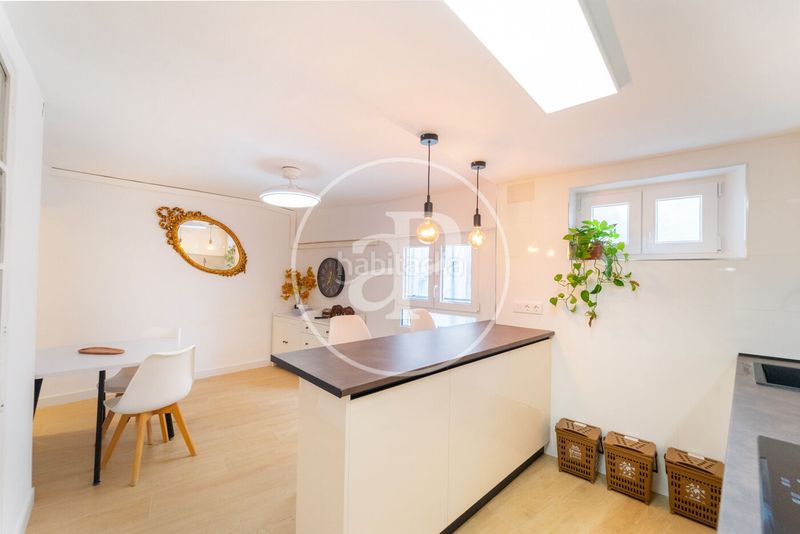 Foto a836eb4e-4207-454b-9045-bb1b45807db1. Pis amb calefacció a Centre-Zona Alta Alcoi