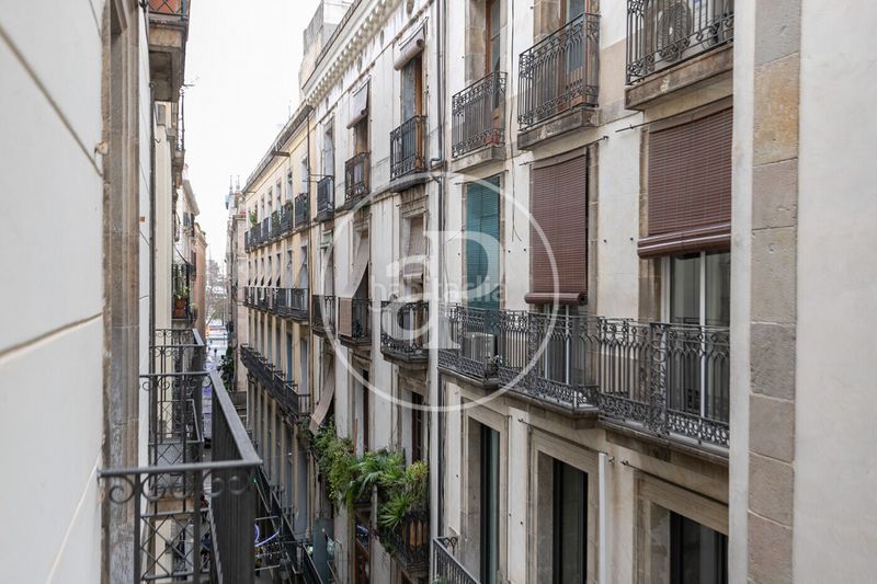 Foto de2c51ee-b54b-46c1-8820-b231ccb49e8e. Pis amb calefacció a Gòtic Barcelona