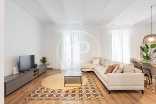 Location Appartement  Carrer de martí. Piso en alquiler en la gran vía